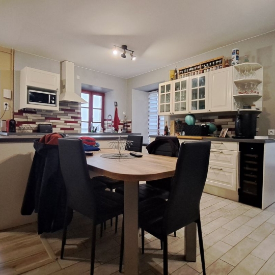  Mathieu CHAMARD - Agence BIEN CHEZ SOI : Appartement | PARTHENAY (79200) | 137 m2 | 100 000 € 