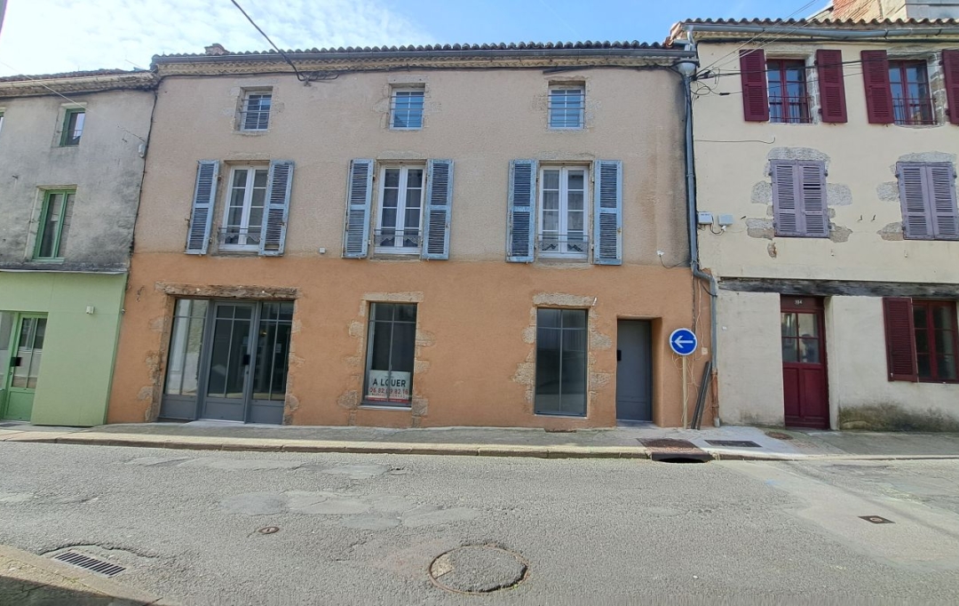 Mathieu CHAMARD - Agence BIEN CHEZ SOI : Local / Bureau | PARTHENAY (79200) | 72 m2 | 584 € 