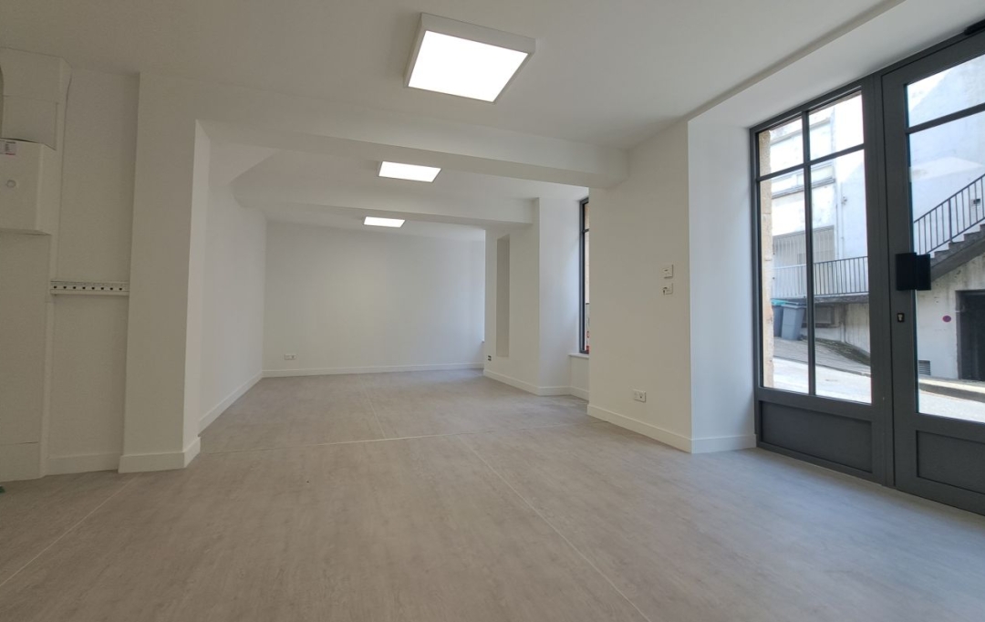 Mathieu CHAMARD - Agence BIEN CHEZ SOI : Local / Bureau | PARTHENAY (79200) | 72 m2 | 584 € 