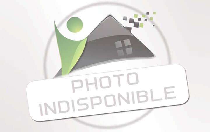 Maison de village VOUHE 175 m2 91 000 € Maison de village VOUHE 175 m2 91 000 €